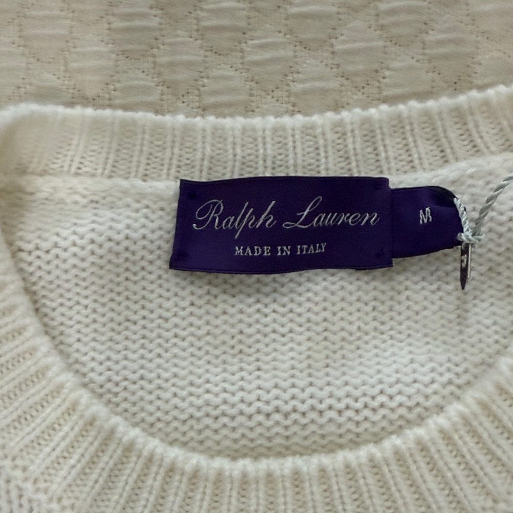 Ralph Lauren cream CASHMERE Sweater with Bear Motif
FALL 2025 - Picture 2 of 4